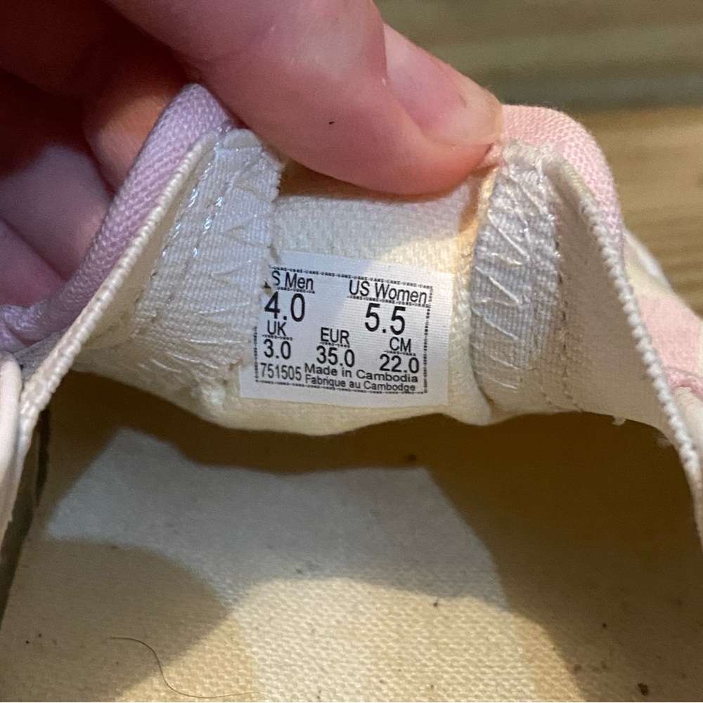 Vans- checkered - Picture 4 of 4
